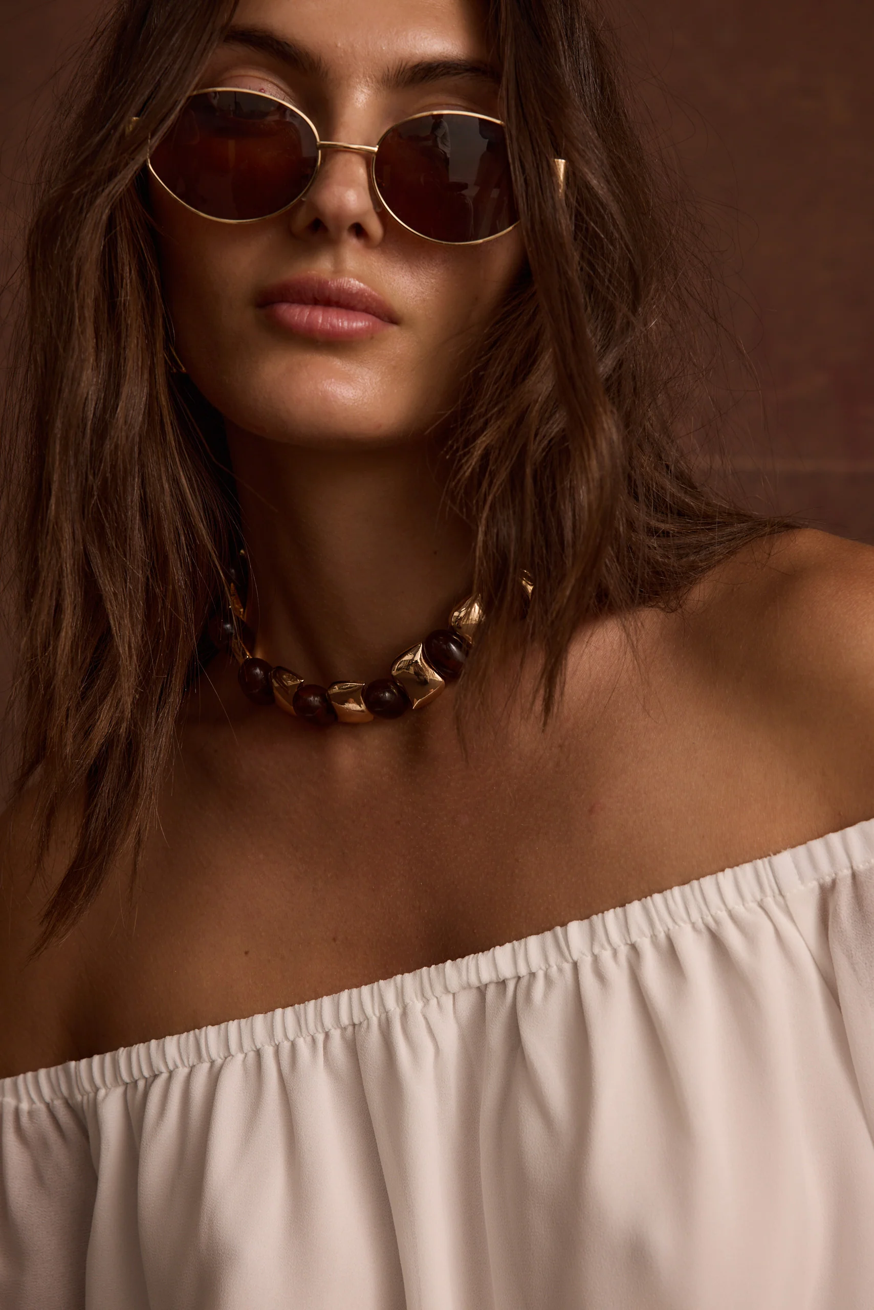 Alizae Stone and Gold Choker - Image 4