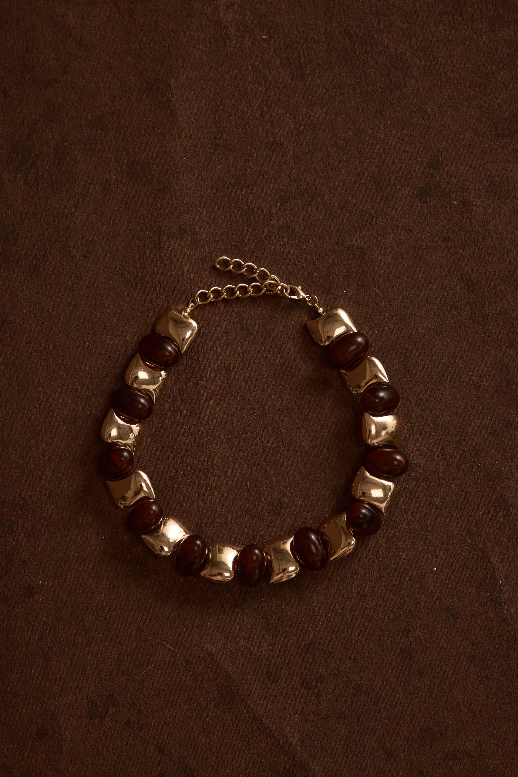 Alizae Stone and Gold Choker - Image 6