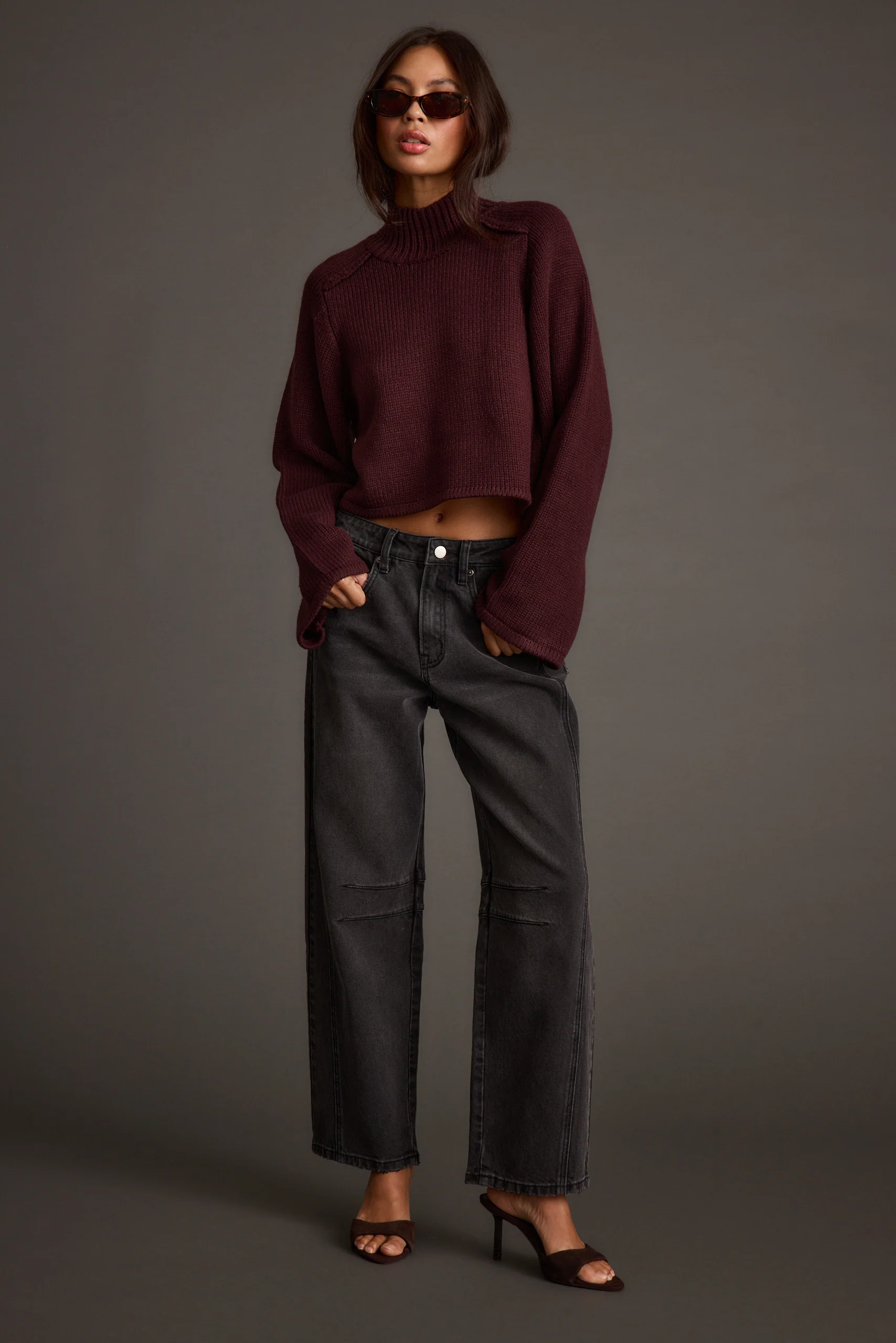Arden Plum Cropped Sweater - Image 3