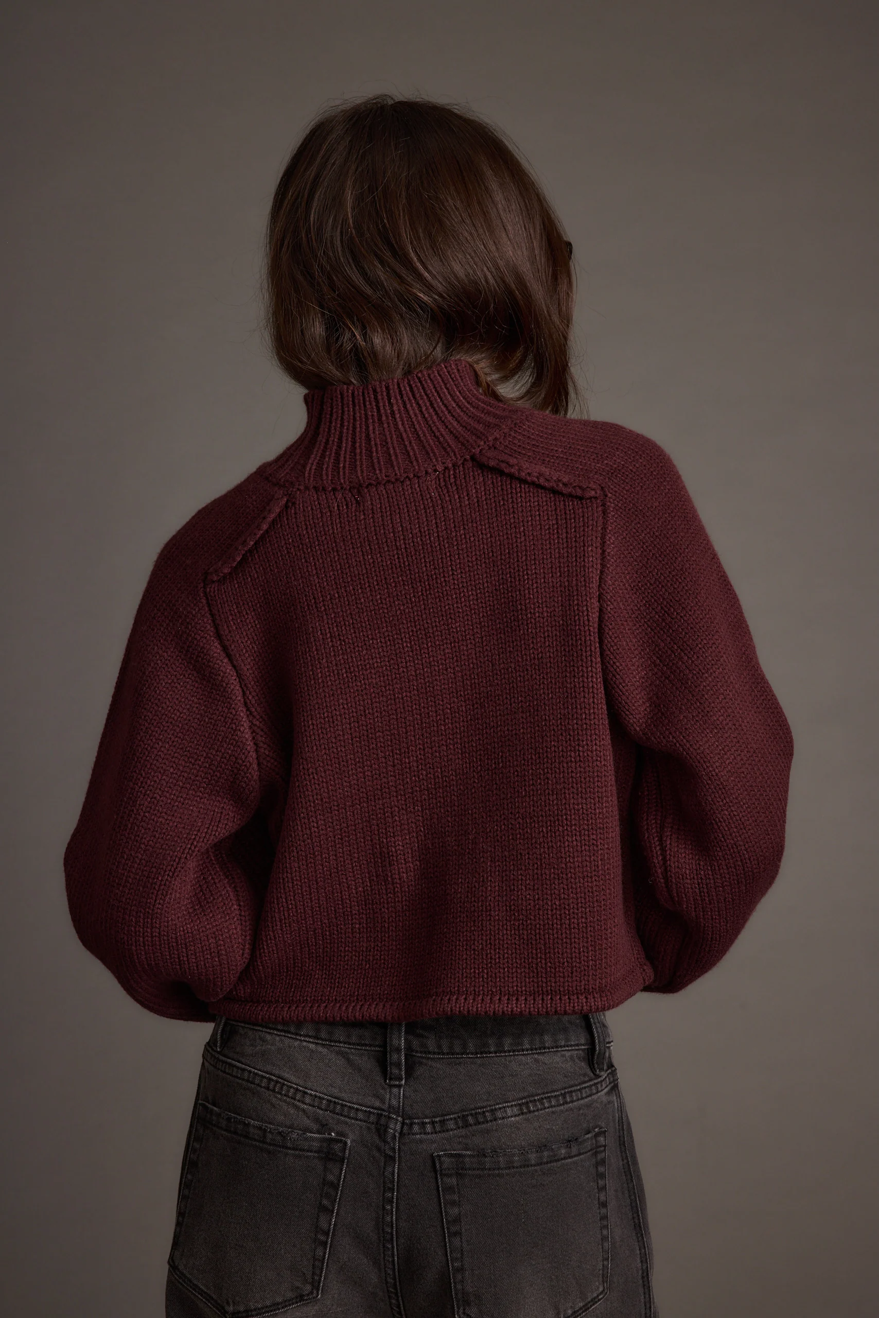 Arden Plum Cropped Sweater - Image 4