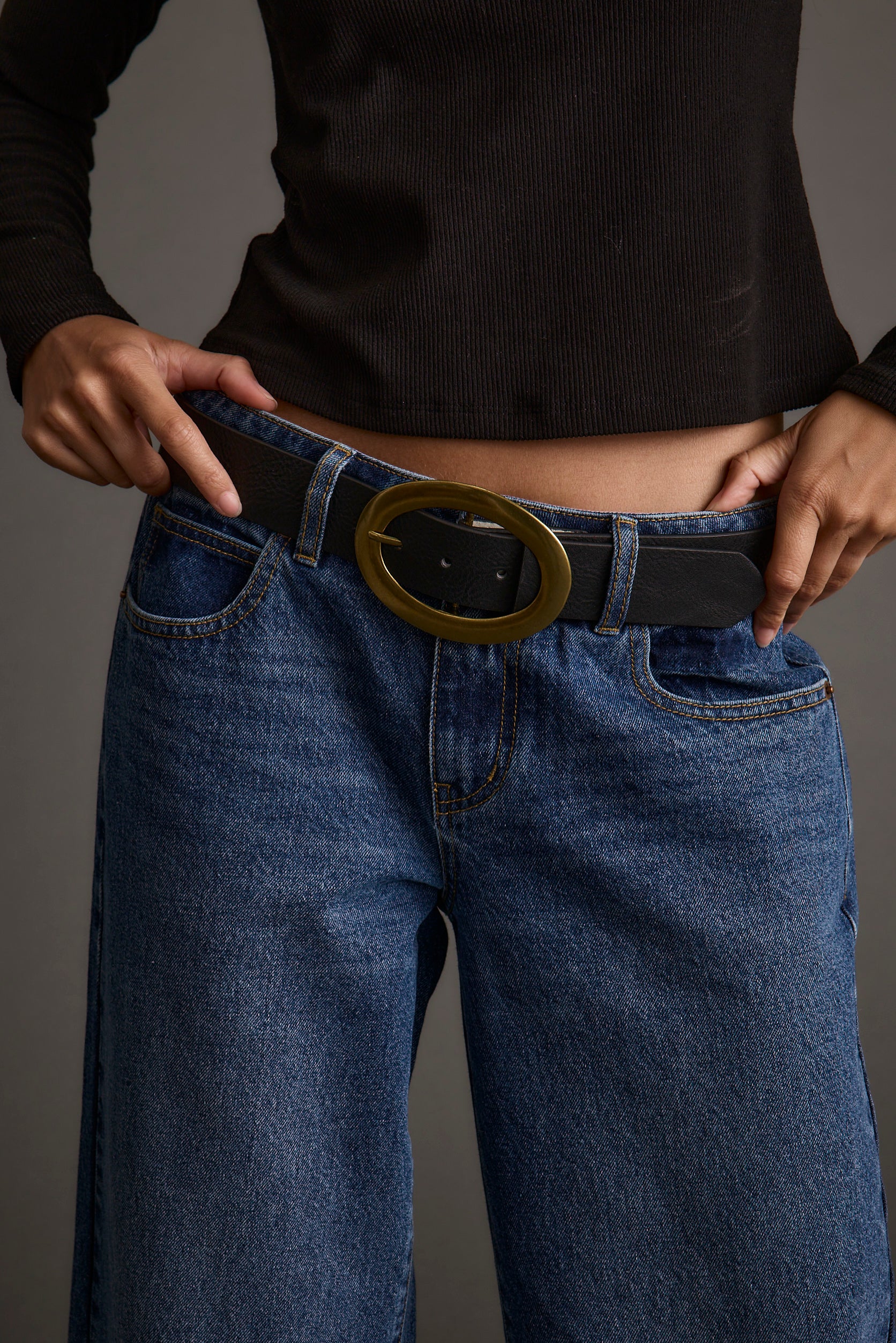 Candor Black and Oval Belt - Image 3