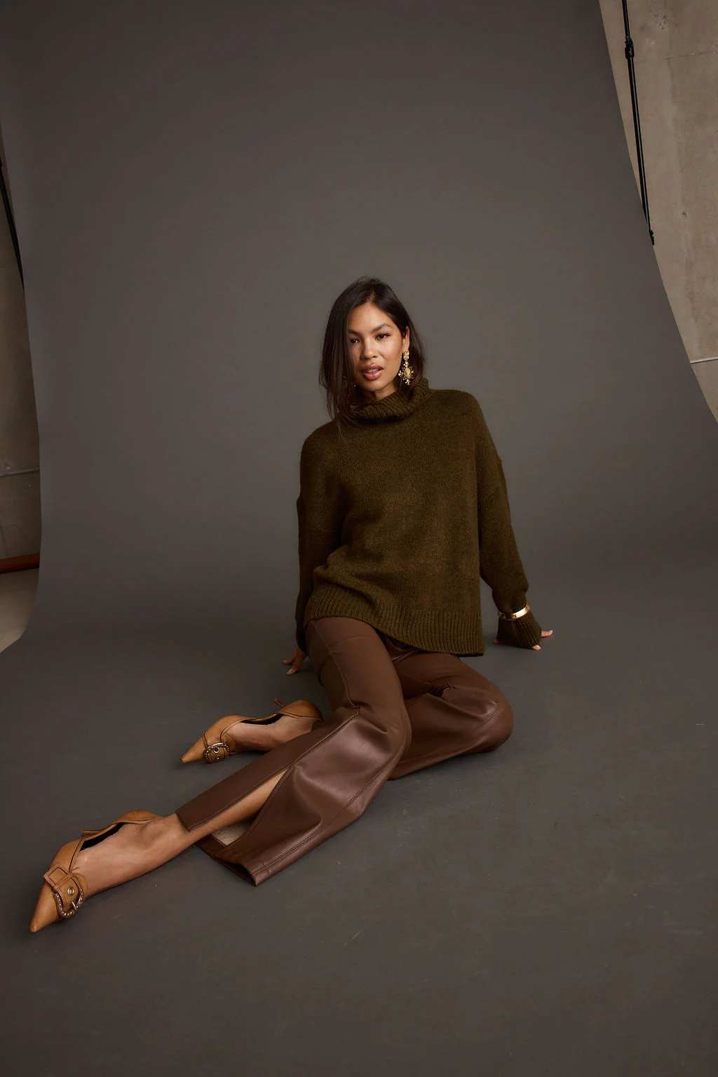 Cedar Oversized Sweater Turtleneck - Image 8