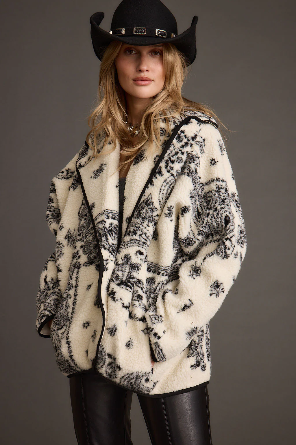 Coyote Printed Sherpa Jacket - Image 5