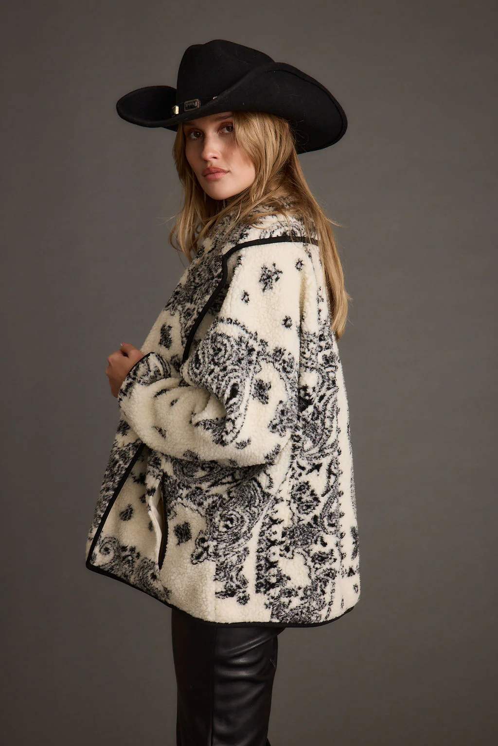 Coyote Printed Sherpa Jacket - Image 8