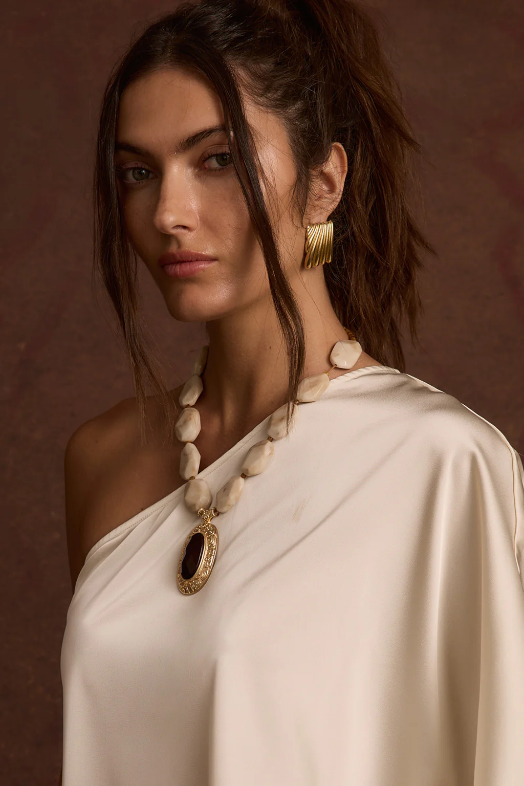 Cressida Pendant Necklace - Image 6