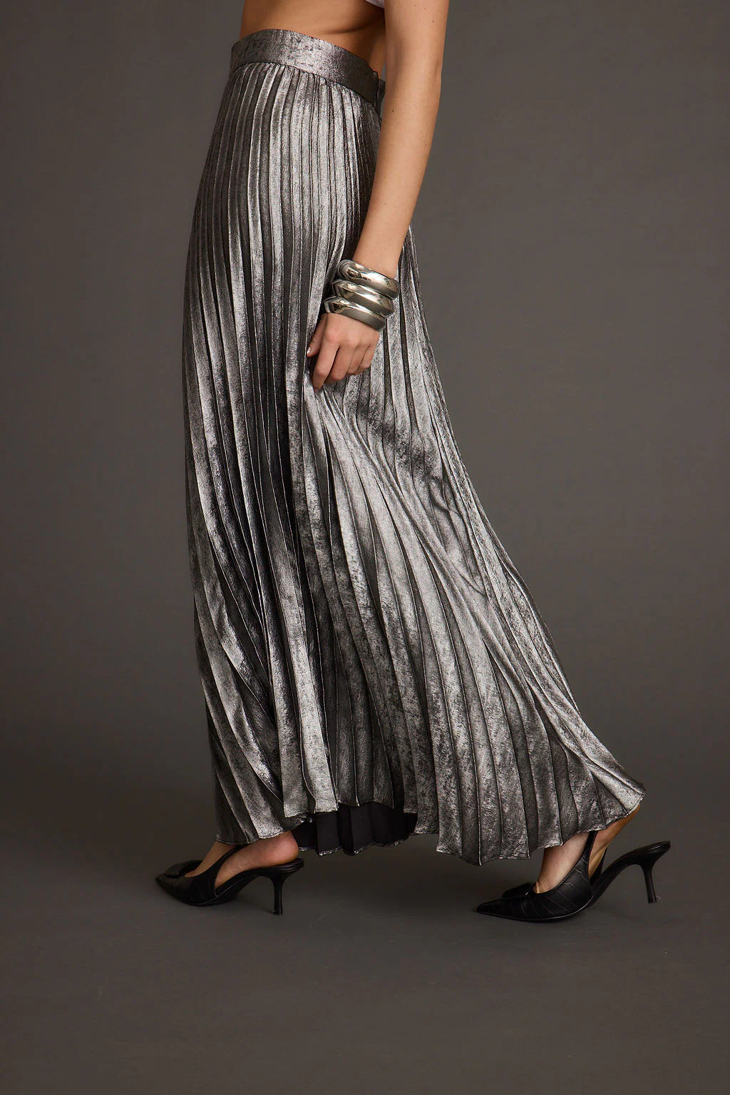 Electric Love Gunmetal Metallic Pleated Maxi Skirt - Image 7
