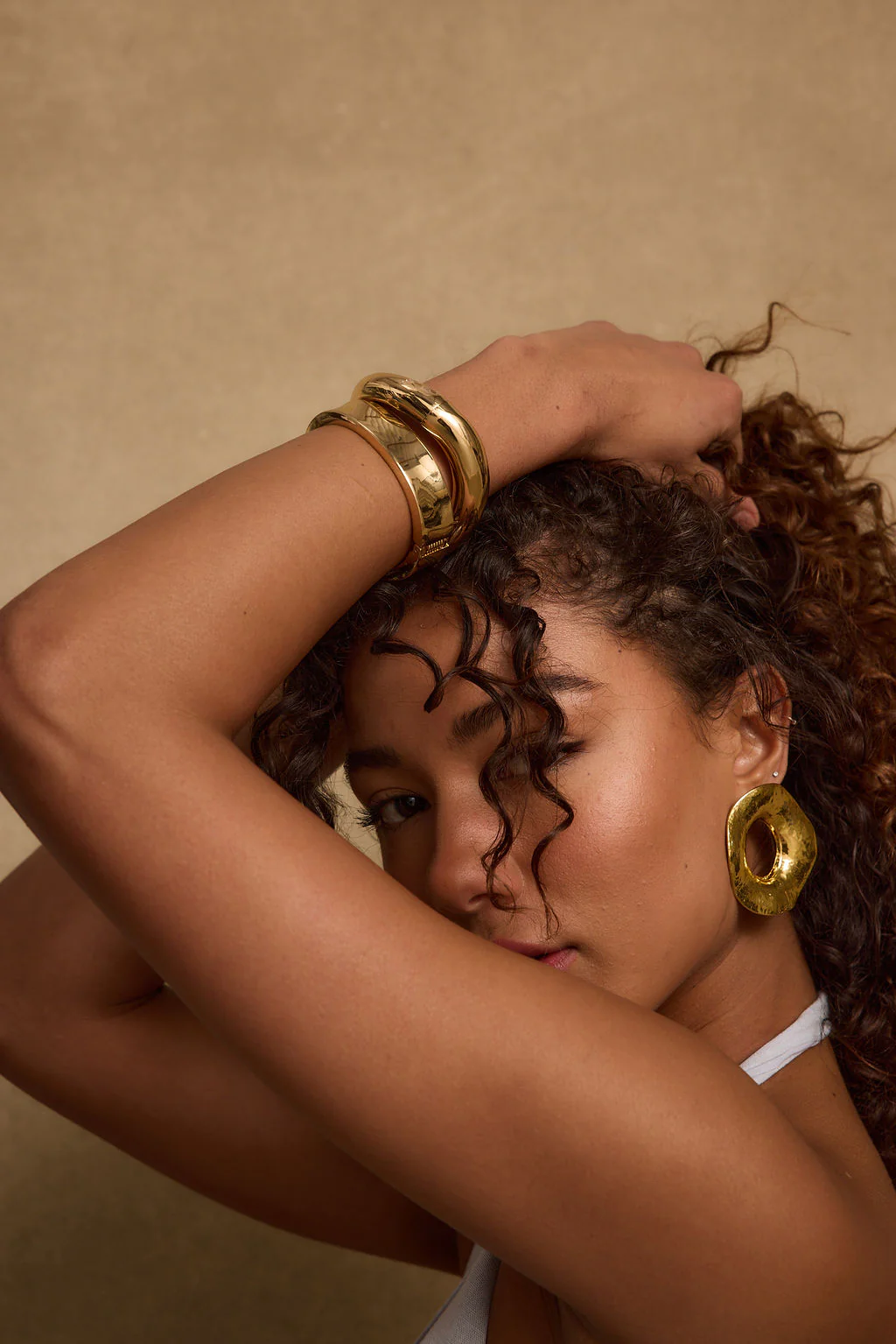 Elisa Gold Bangle Set - Image 4