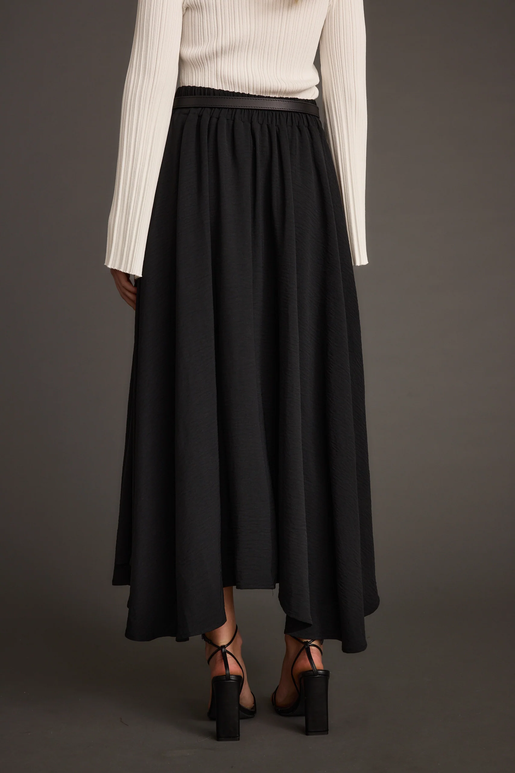 Gloria Black Midi Skirt - Image 4