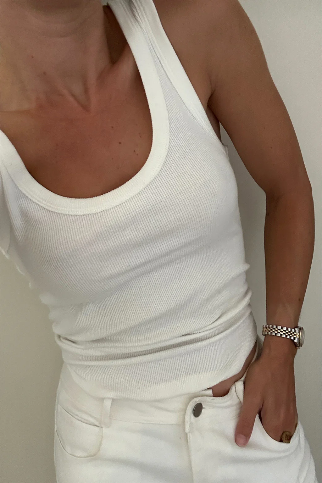 Gwen White Scoop Neck Tank - Image 9