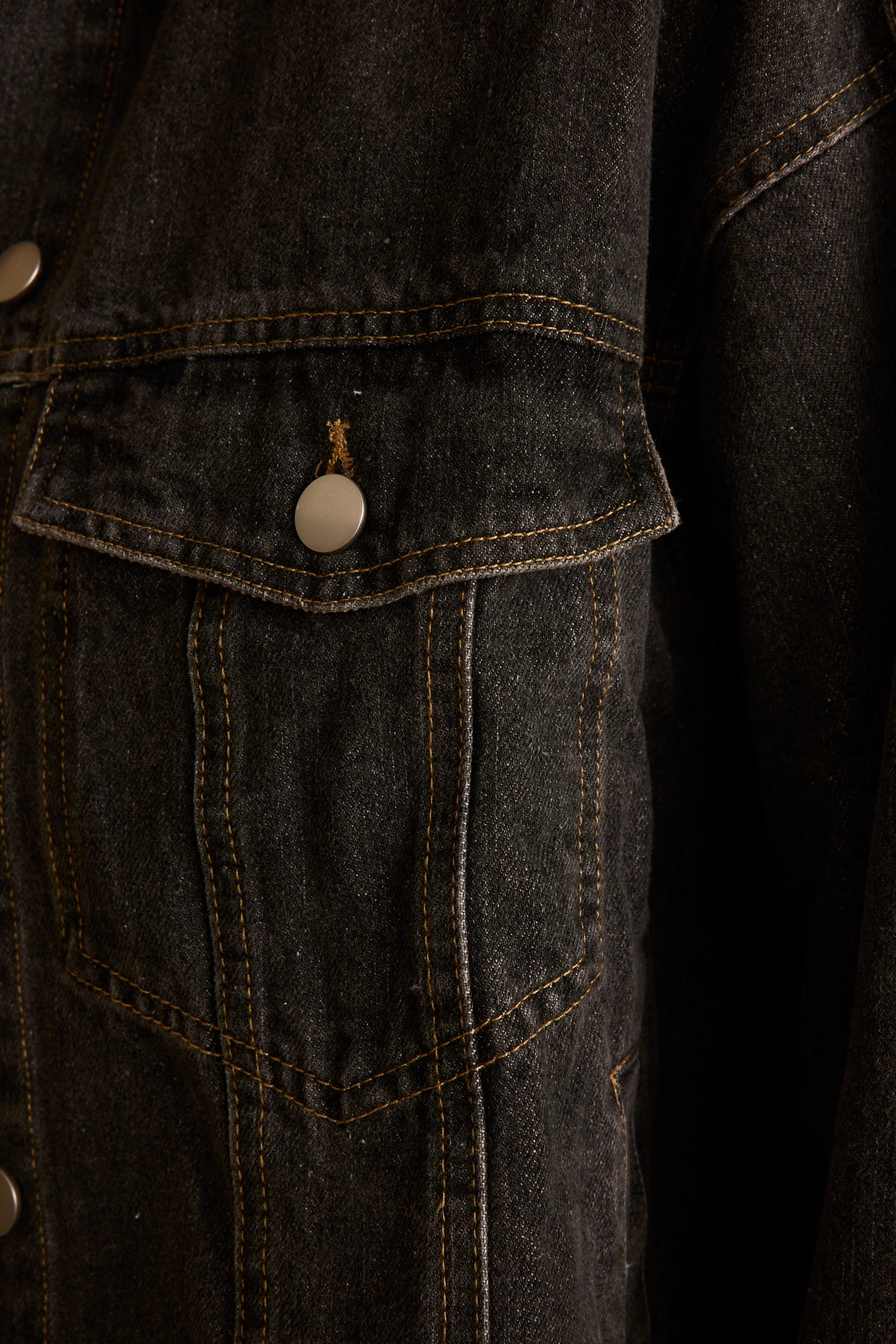Hayes Washed Black Denim Barn Jacket - Image 6