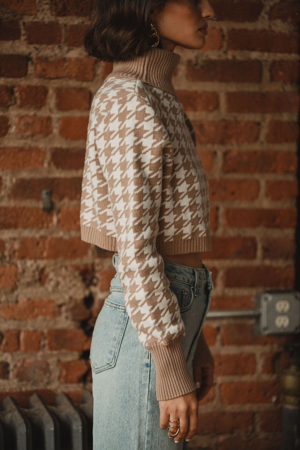 Jamie Beige Houndstooth Sweater - Image 8