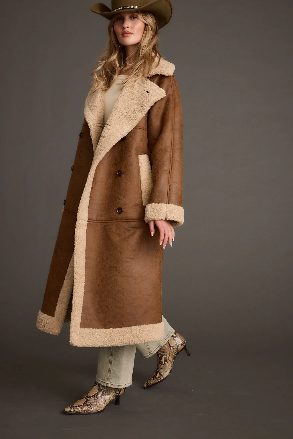 Livingston Brown Sherpa Coat - Image 4