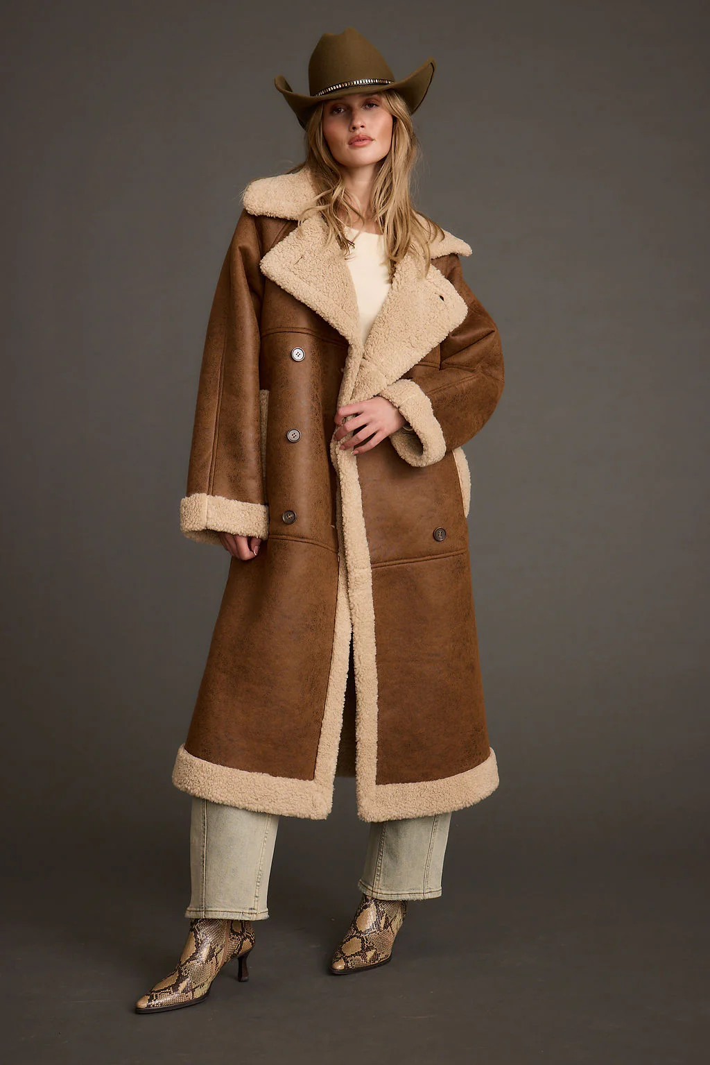 Livingston Brown Sherpa Coat - Image 6