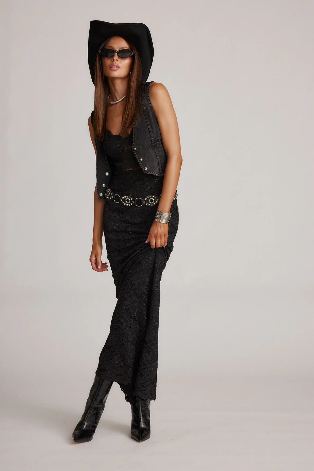Lizette Black Lace Maxi Gown - Image 4