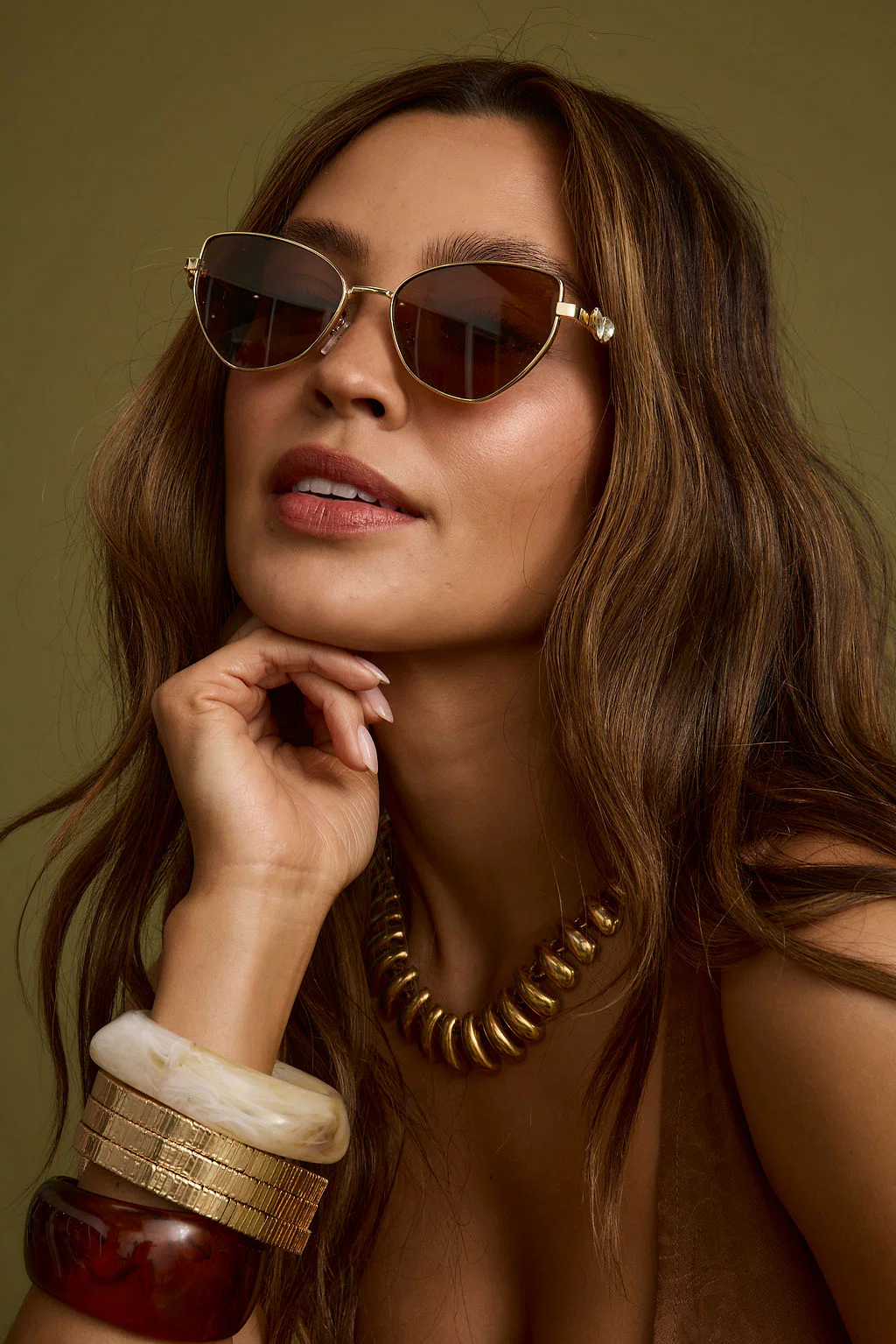Lucas Brown Cat Eye Sunglasses - Image 3