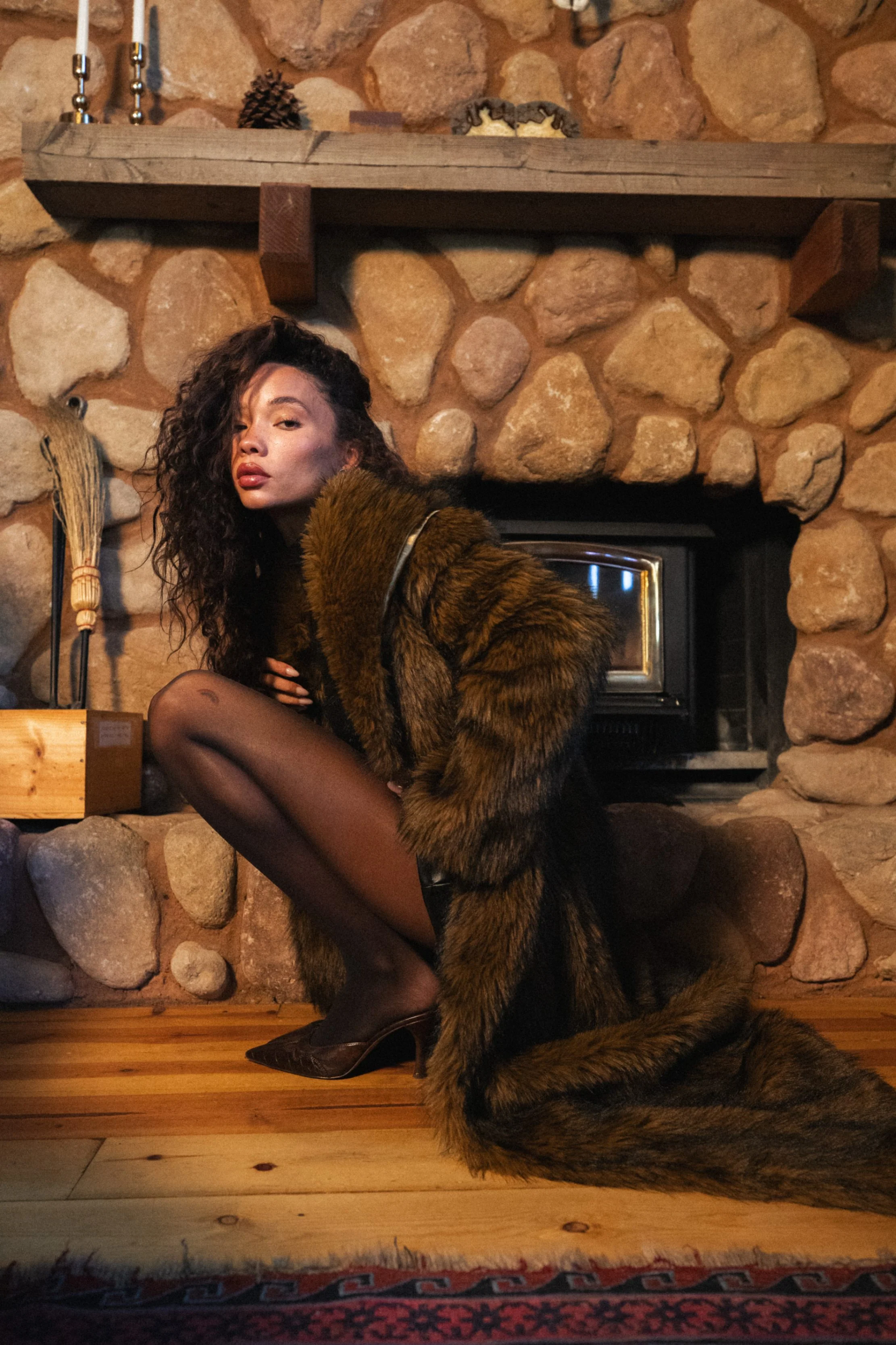 Manhattan Brown Faux Fur Coat - Image 2