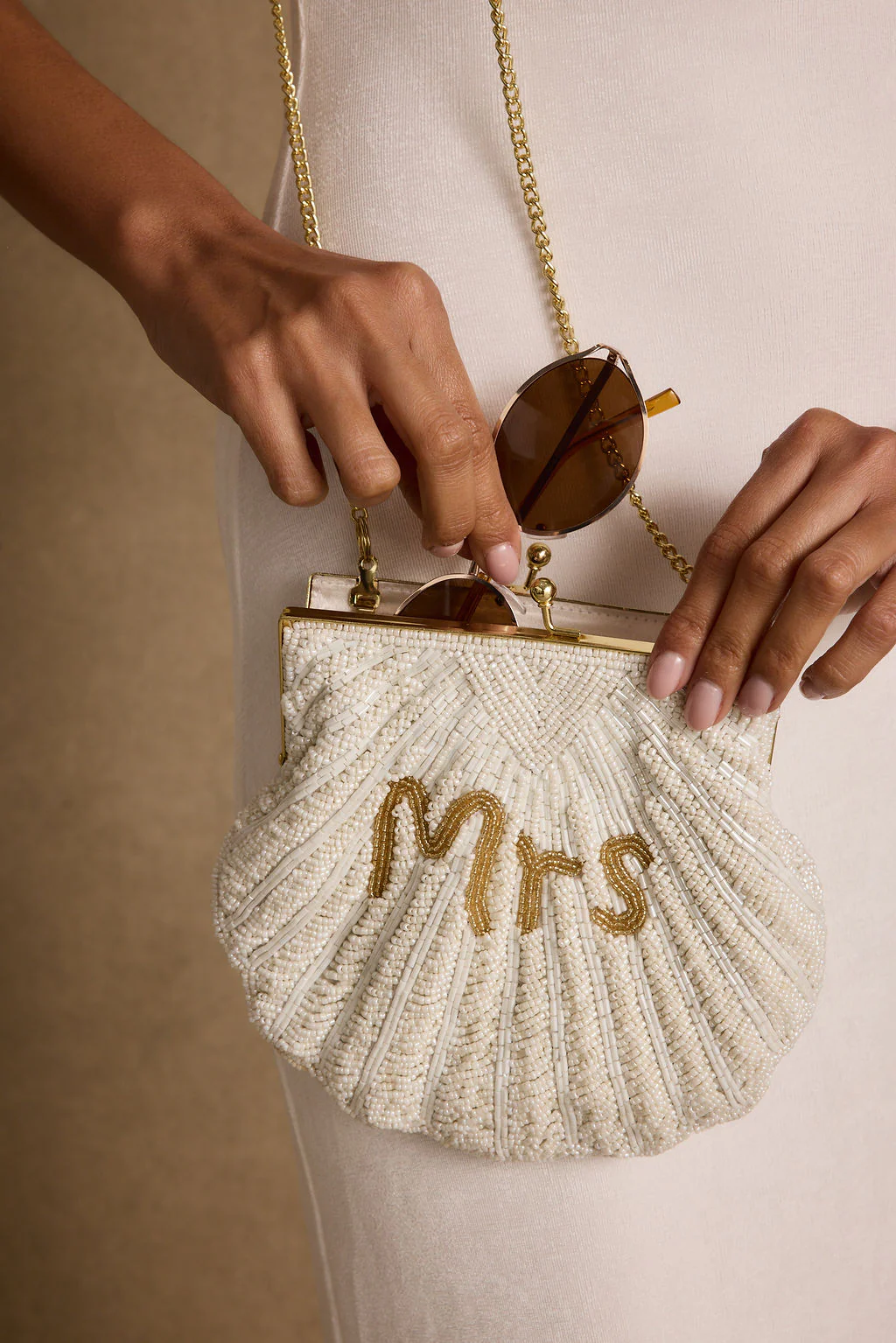 MRS Beaded Shell Bag - Image 2