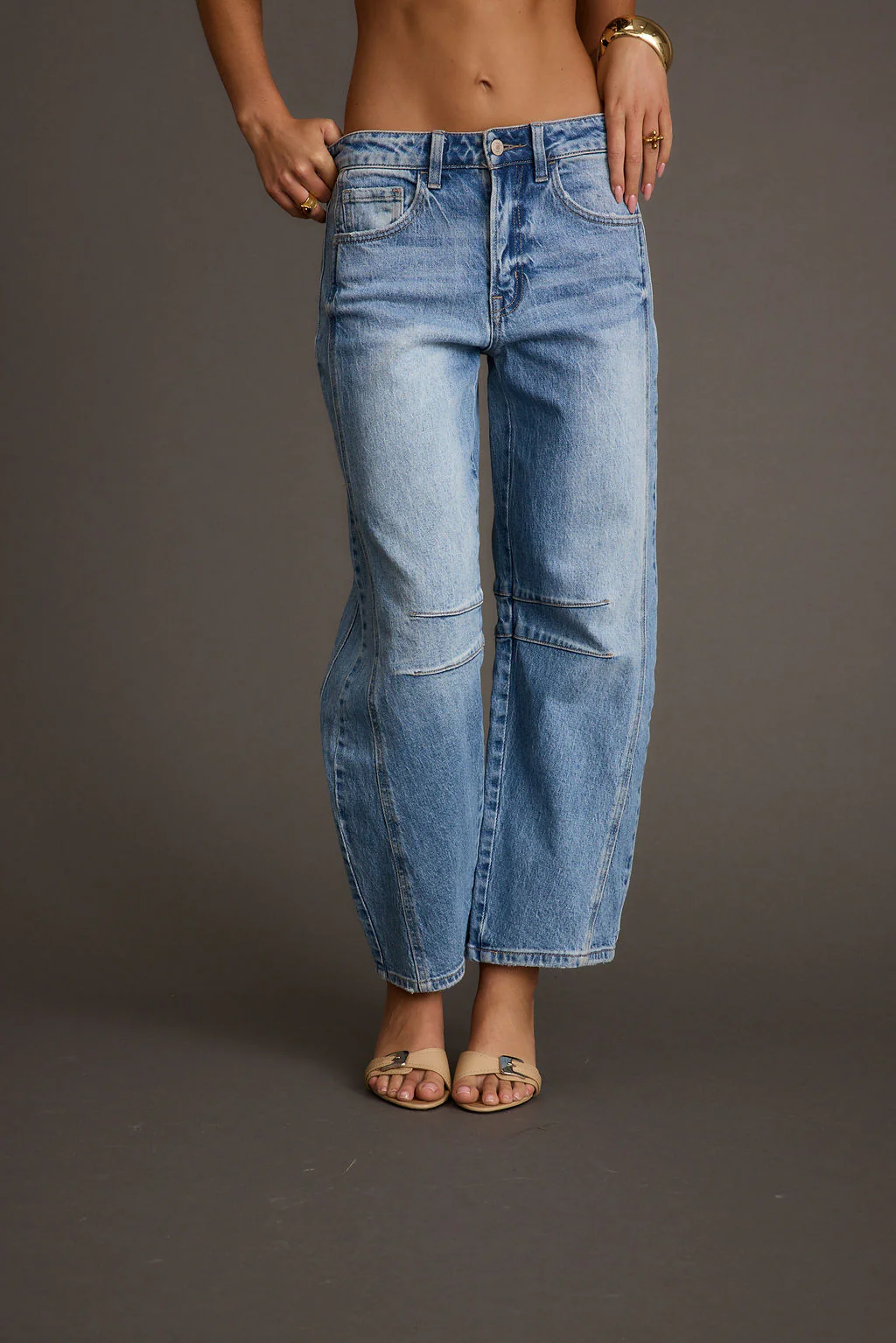 Muse Barrel Denim Jeans - Image 4