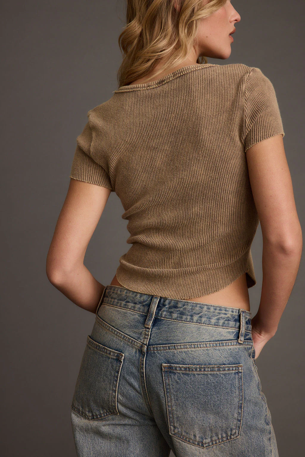 Nevada Washed Brown V-Neck Ribbed Cropped Top - Image 2