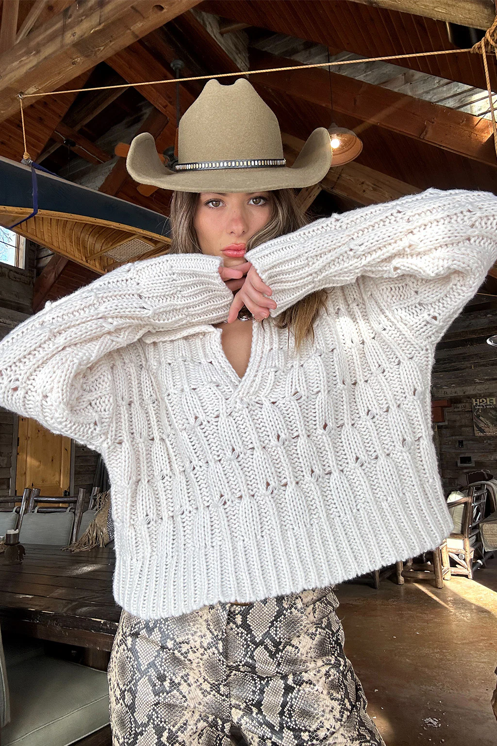 Riverstone Cream Cableknit Sweater - Image 7