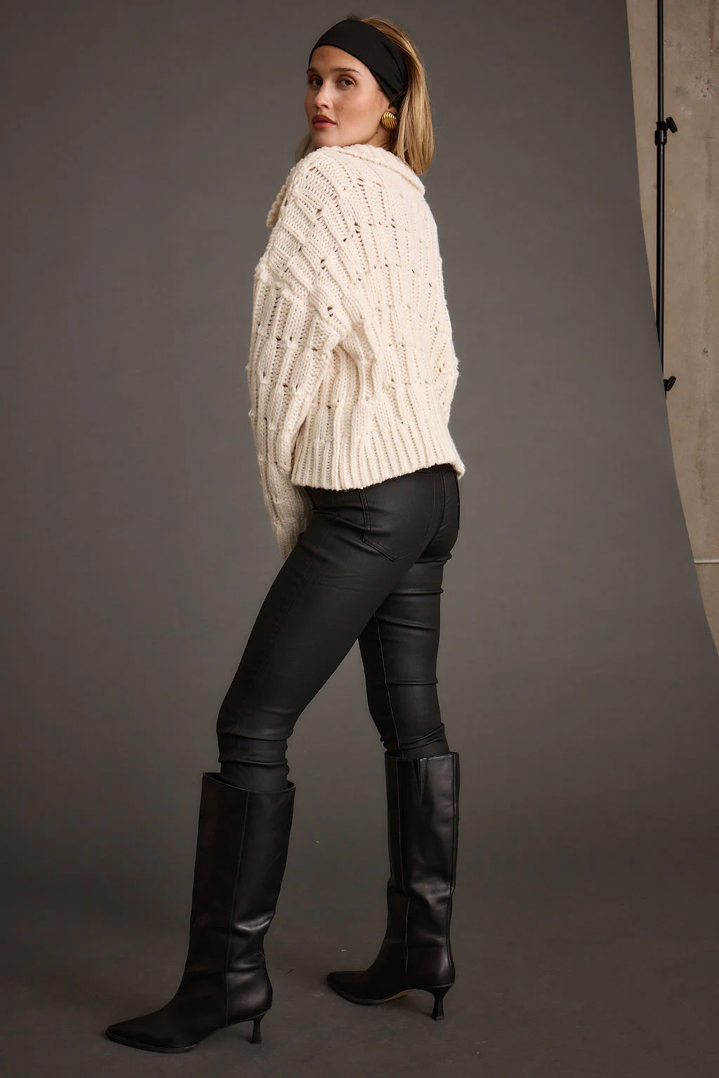 Riverstone Cream Cableknit Sweater - Image 8