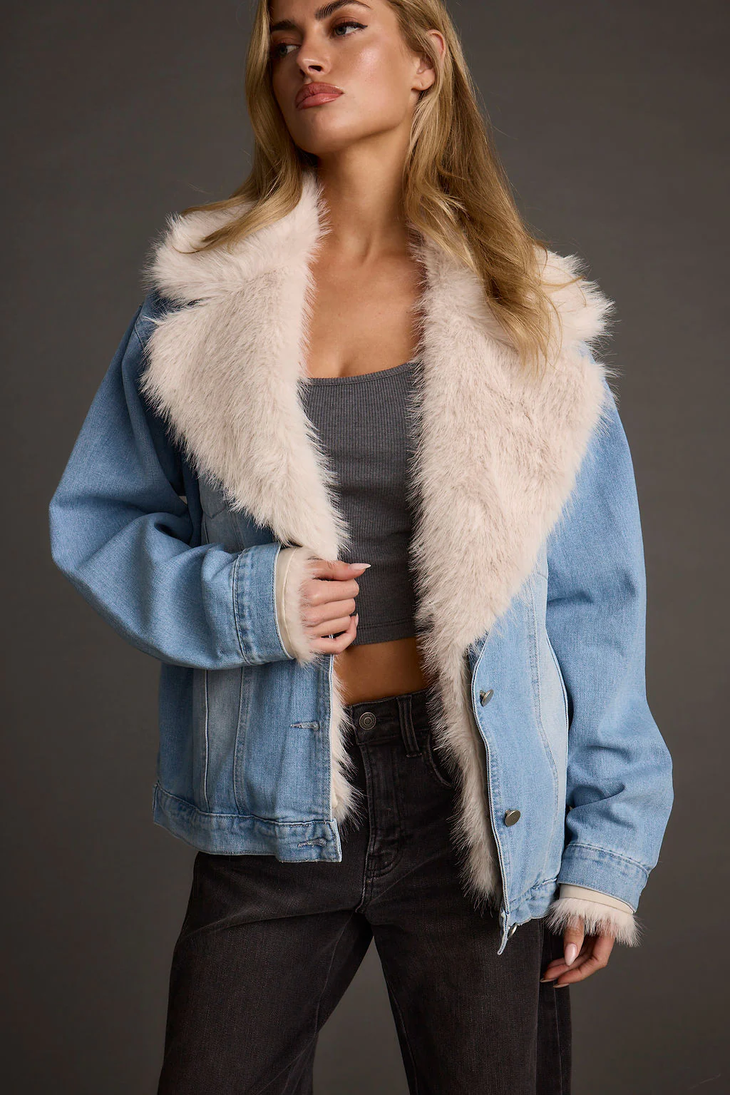 Rylee Denim Jacket with Faux Fur Trim - Image 5