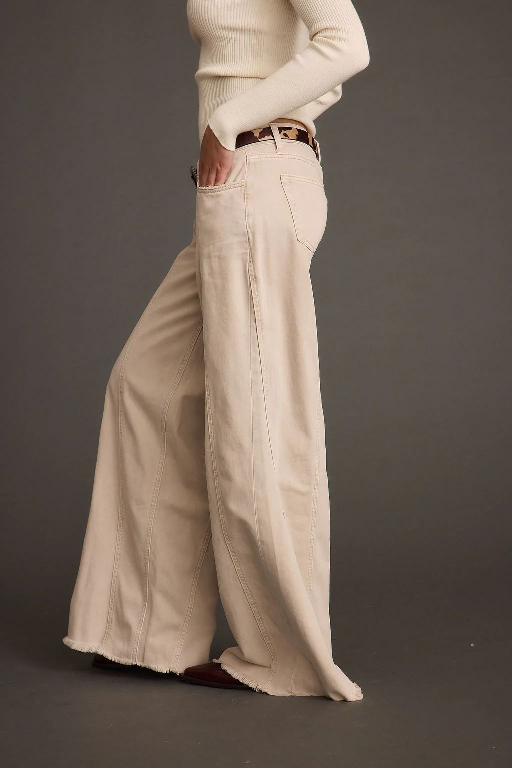 Sierra Beige Low Rise Wide Leg Jean - Image 8