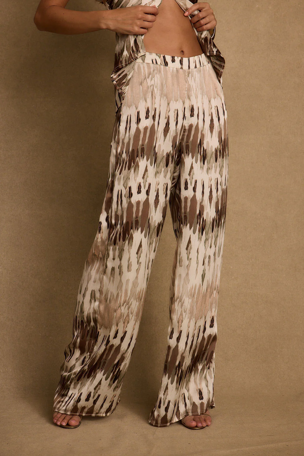 Taza Abstract Satin Pant - Image 8